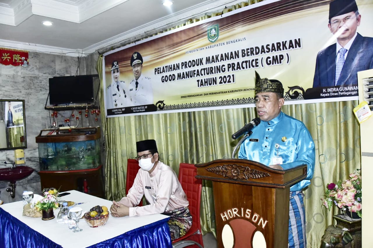 H Ismail membuka pelatihan GMP